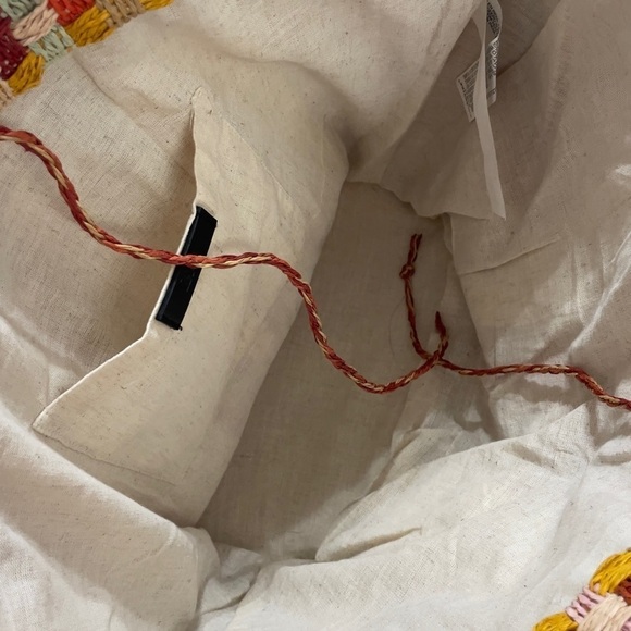 ZARA Multicolored woven tote bag - Picture 9 of 12